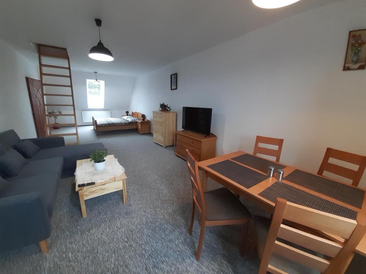Černá v Pošumaví Apartmán Exterior foto