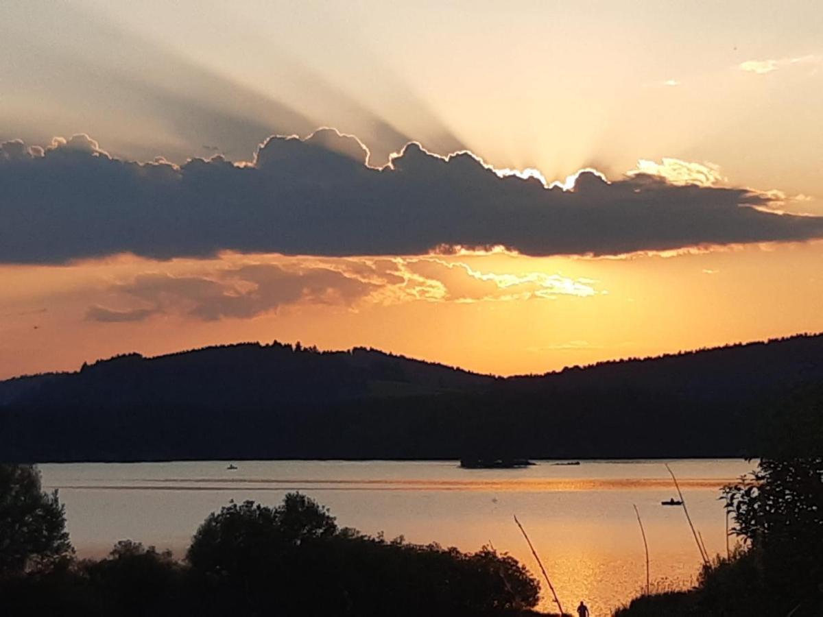 Černá v Pošumaví Apartmán Exterior foto